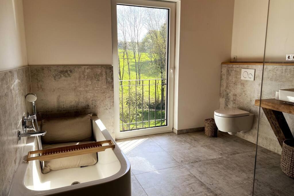 Forest Retreat- Serene 160M2 With Forest Views Вермелскирхен Екстериор снимка